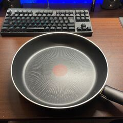ティファール フライパン 26cm ガス火用 ハードチタニウムプ...