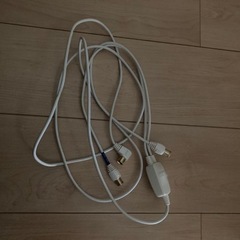 ※リモコンなし　テレビとテレビ台セットの画像
