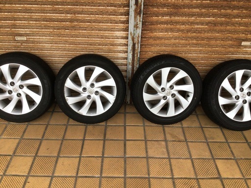 トヨタ純正ホイール　タイヤブリヂストンエコピア　185/55-15