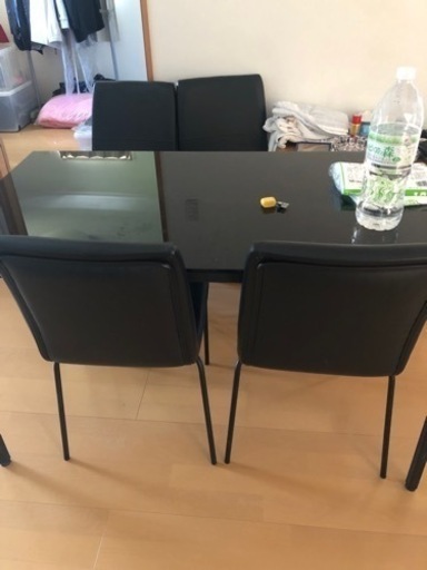 【取引中】ダイニング セット 4人掛け 黒