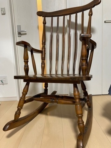 antique rocking chair ロッキングチェア