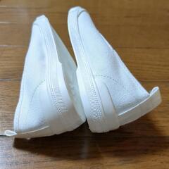 １４ｃｍ新品　通園シューズ　白　上履きの画像