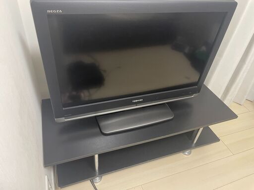 【32型 Toshiba REGZAテレビ・テレビ台のセット】