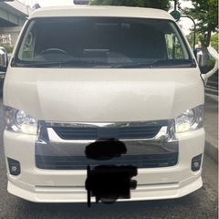 ほぼ新車ハイエース