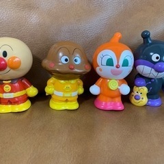 アンパンマン　ソフビ４体