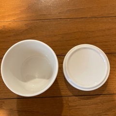 食器セットの画像