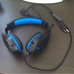 (新品　未使用) ブルーに光るヘッドセット