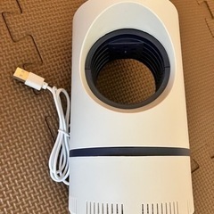 新品☆光触媒殺虫器の画像