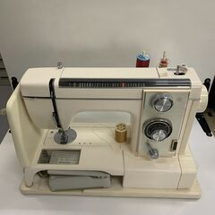 【レトロ】ジャノメ　ミシン　MODEL８１５型の画像