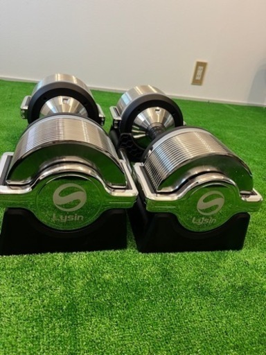 可変式ダンベル　1〜32kg 1kg刻みで重量設定可能　片手で設定出来るのでドロップセットなどにもおすすめです。