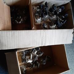 シリンダー鍵　カギ　ロッカーキー　大量の画像