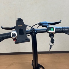 アクセル付き電動折りたたみ自転車の画像