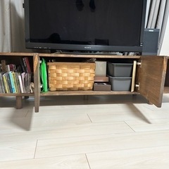 テレビ台の画像