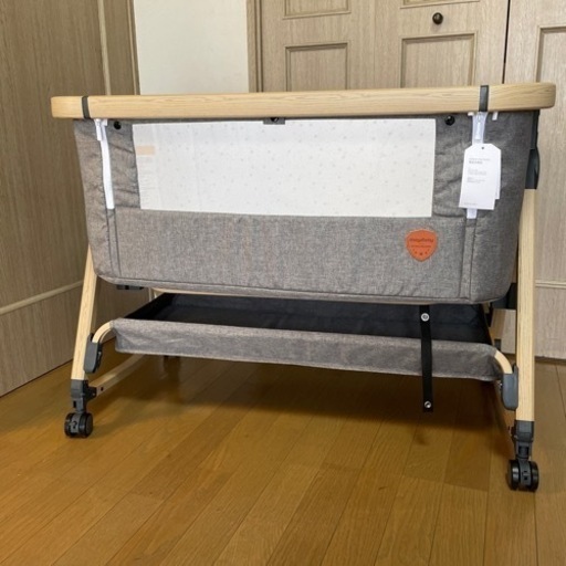 Feemomベビーベッド