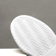 スニーカーの画像