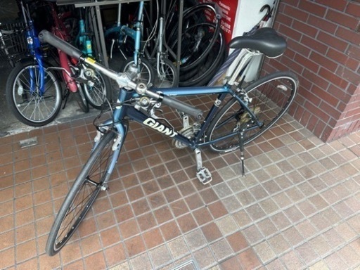 GIANT ESCAPE R3  軽量アルミフレーム　3×8speed　ブルー