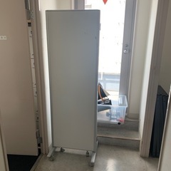 パーテーション　直接引き取り限定　無料
