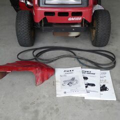バロネス  GM100B  乗用芝刈機　集草バックつき！！　バッテリー、刈刃、ローラーなど新品です。の画像