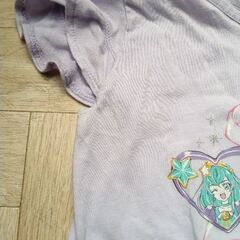 ユニクロＴシャツ　スタートゥインクルプリキュアの画像