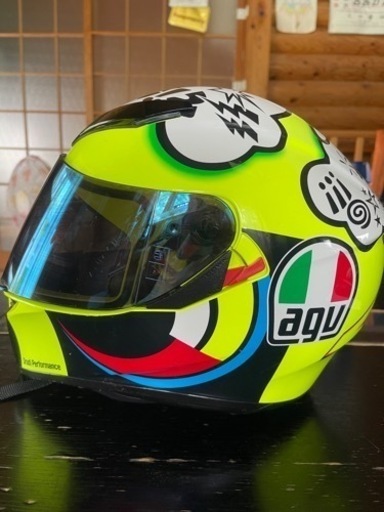 AGV ロッシレプリカ