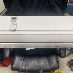 特価！！3ヶ月保証！！ HITACHI 白くまくん RAS-AJ22D 2014年製 冷暖房エアコン！分解清掃渡し！