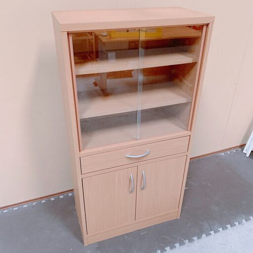 541 食器棚 家具 縦約29cm 横約60cm 高さ約117cm