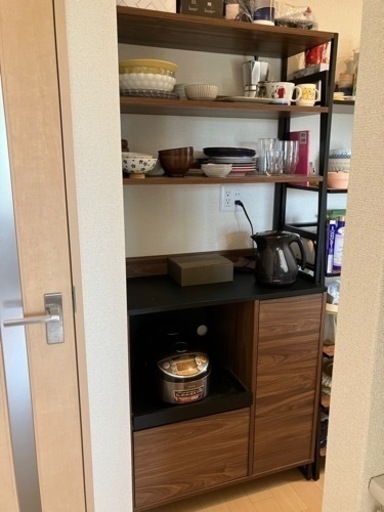 キッチン　棚　収納