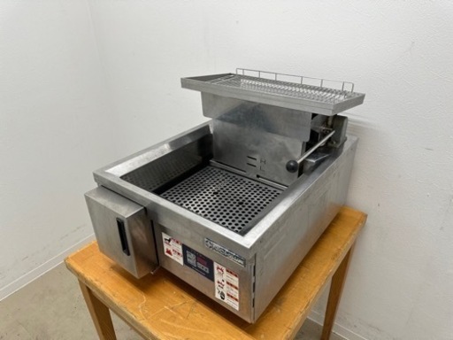 ニチワ　NICHIWA　業務用　電気フライヤー　１３L　３相２００Ｖ　厨房　飲食店　ＴＥＦ－１３－４