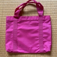 (7/23まで)ハローキティー バッグ 手さげ鞄の画像