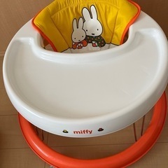 ミッフィー　歩行器の画像