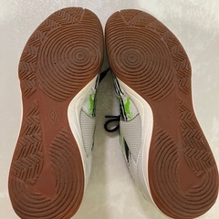 umbro トレーニングシューズ　25.5cmの画像
