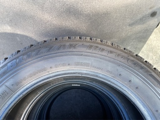 720-3）工賃込み！205/60R16ブリヂストンスタッドレス 中古4本セット！14年製REVO GZ