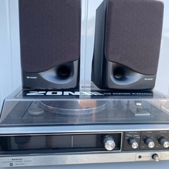 SANYO チューナー付きレコードプレイヤー&SHARP スピーカー