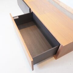 ACTUS(アクタス)のSHINE(シャイン)テレビボードです。ウォールナット材