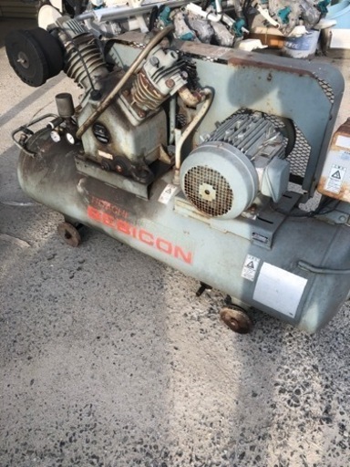 日立　エアーコンプレッサー