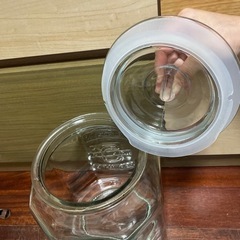 ダルトン ガラスクッキージャーの画像