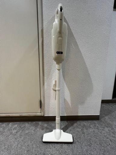 マキタ　makita 充電式クリーナー