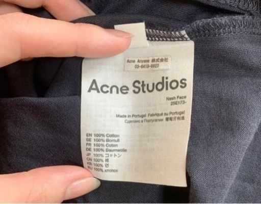 Acne Studios 定価22000以上‼️ウィメンズ　フェイスTシャツ