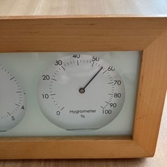 置き時計　温度計　湿度計付きの画像