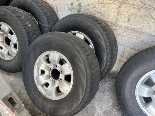 テラノ ニッサン タイヤ & ホイール ５本 センターキャプあり ジオランダーH/T-S 中古 2011