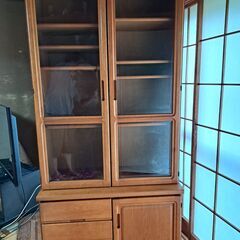 扉付き本棚タンスの画像