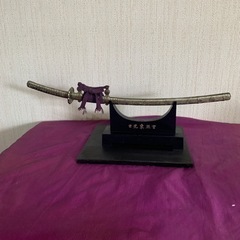 刀の置き物