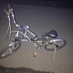 中古　折り畳み自転車