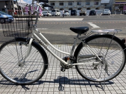 【27インチ自転車】美品❗️外装6段変速　LEDオートライト付　前タイヤ、鍵新品❗️スペアキーあり　若林自転車　唐崎店　SALE中❗️