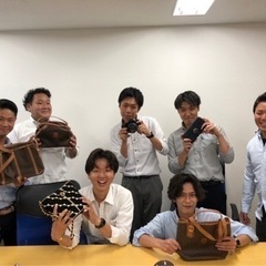 春日部市/年間120日以上/未経験者ＯＫ！ブランド品買取の外営業/月収40万以上可の画像