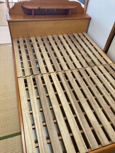 ダブルベッドフレーム