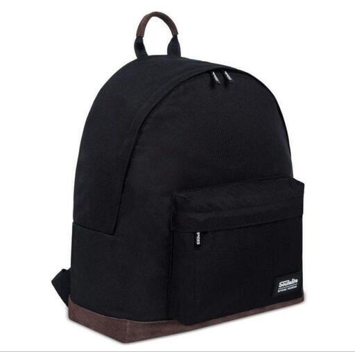 新品未使用品！軽量✨防水✨リュック　収納ポケット　通勤　通学　大容量　黒