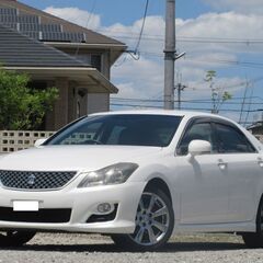 【車検取得後お渡し】キレイ！経済的な2500ccグレードの200...
