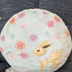 ポケモン サンダー クッションの画像
