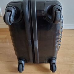 スーツケースの画像